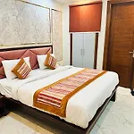 Hotel The Palm View By Grb