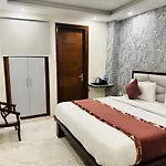 Hotel The Palm View By Grb